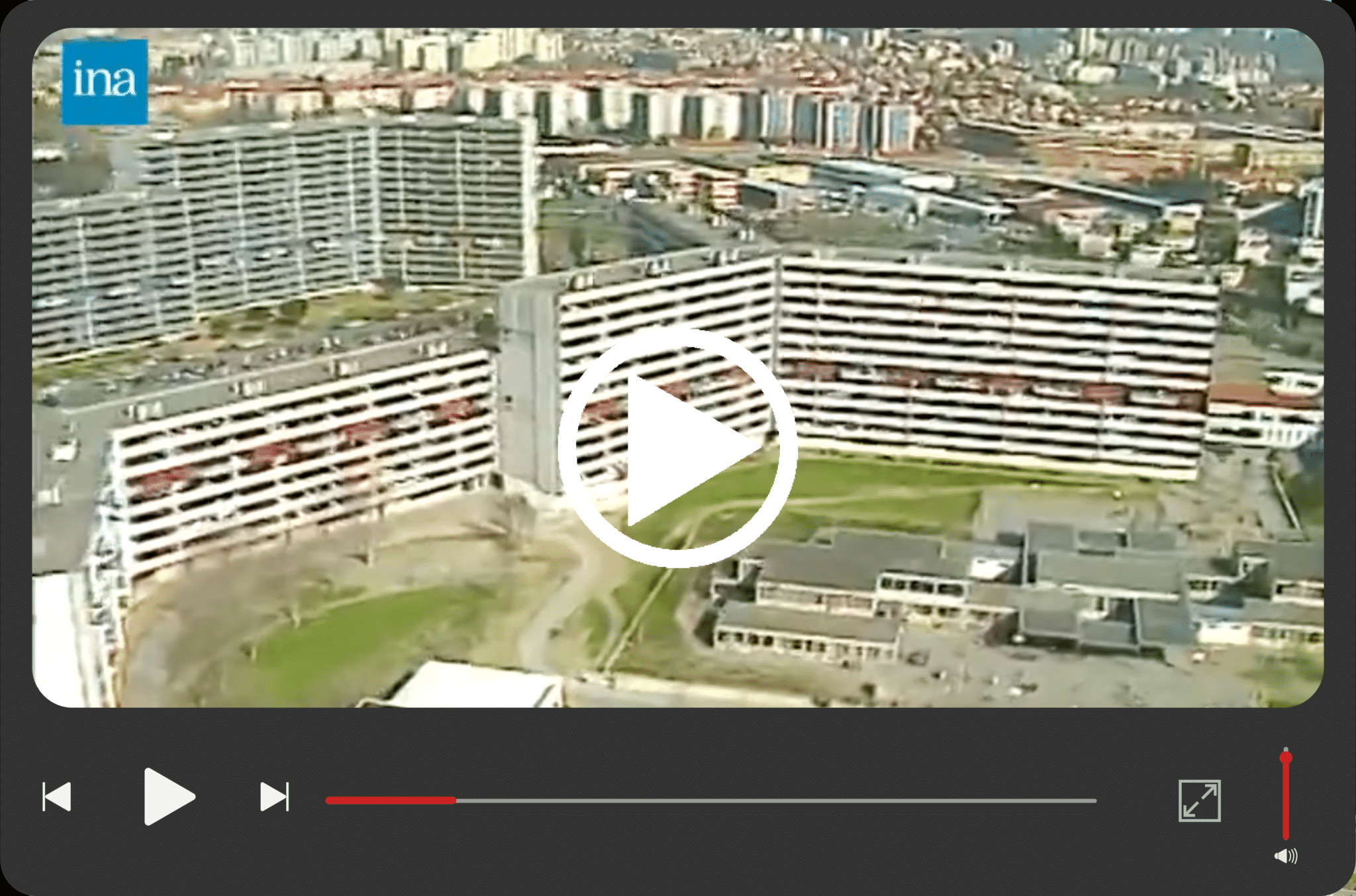 FR3 Paris, « G. Candilis retrouvant le quartier 
du Mirail en 1994 », 17.04.1994. 