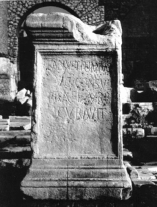 Statue base (reused), erected by the praefectus urbi Fabius Titianus in front of the Basilica Aemilia on the Forum Romanum in Rome. CIL VI 37107; Date: AD 339–341; © DAI Rome.